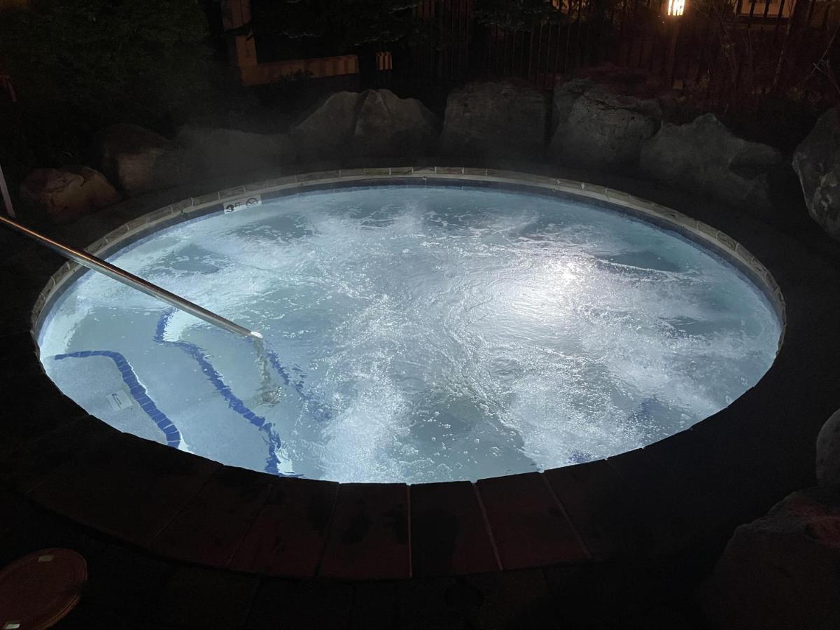 Allegheny Spring 239 King, Bed/Ski-In, Out/Pool & Hot Tub 斯诺肖 外观 照片